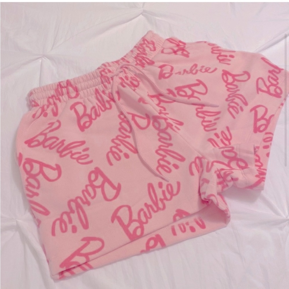 Nwot Barbie Script Print Sweat Shorts - image 1